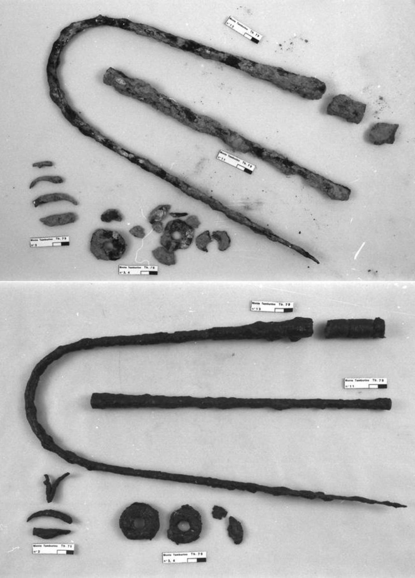 cimasa di candelabro in ferro, anelli di cinturone in ferro, puntale di pilum in ferro, cuspide di pilum in ferro prima del restauro